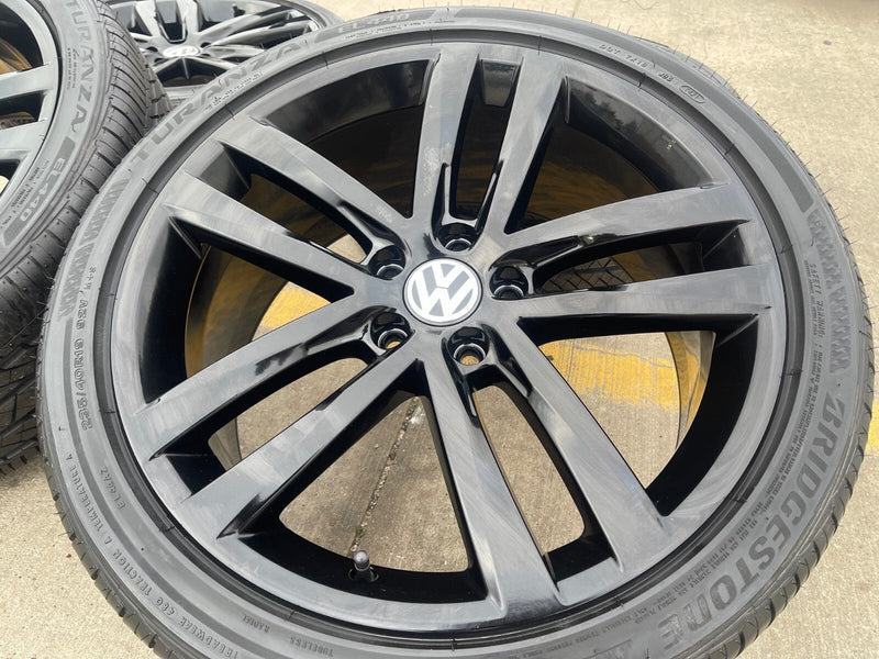 19" VW Passat Golf GTI Jetta OEM 70002 Salvador black wheels rims Texas Truck Tire