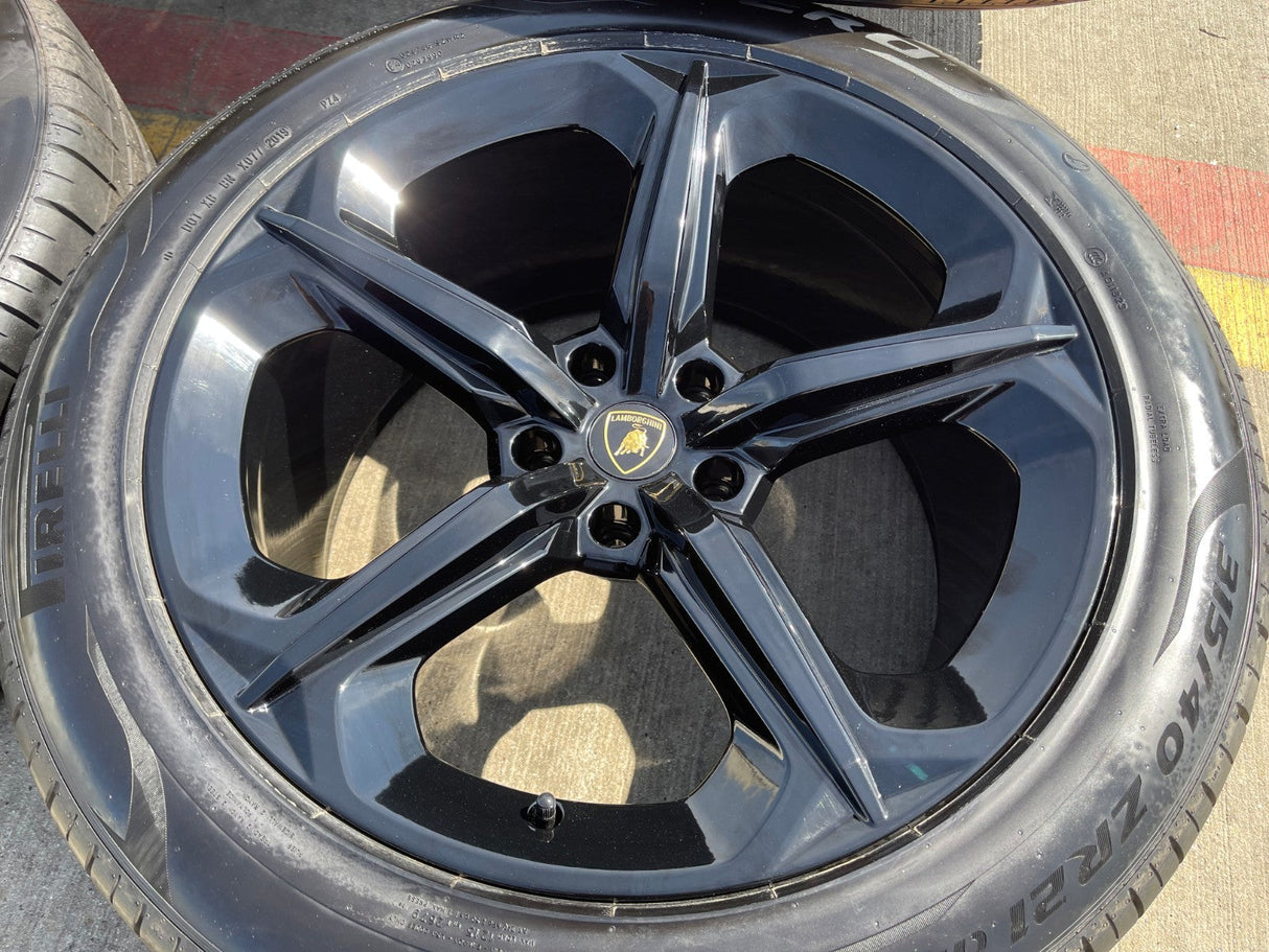 21" Lamborghini Urus OEM wheels rims Taigete 2018 2019 2023 2024 2025 PIRELLI Texas Truck Tire