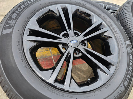 18" Ford Explorer Sport OEM rims wheels black 3922 Taurus tires MICHELIN Texas Truck Tire