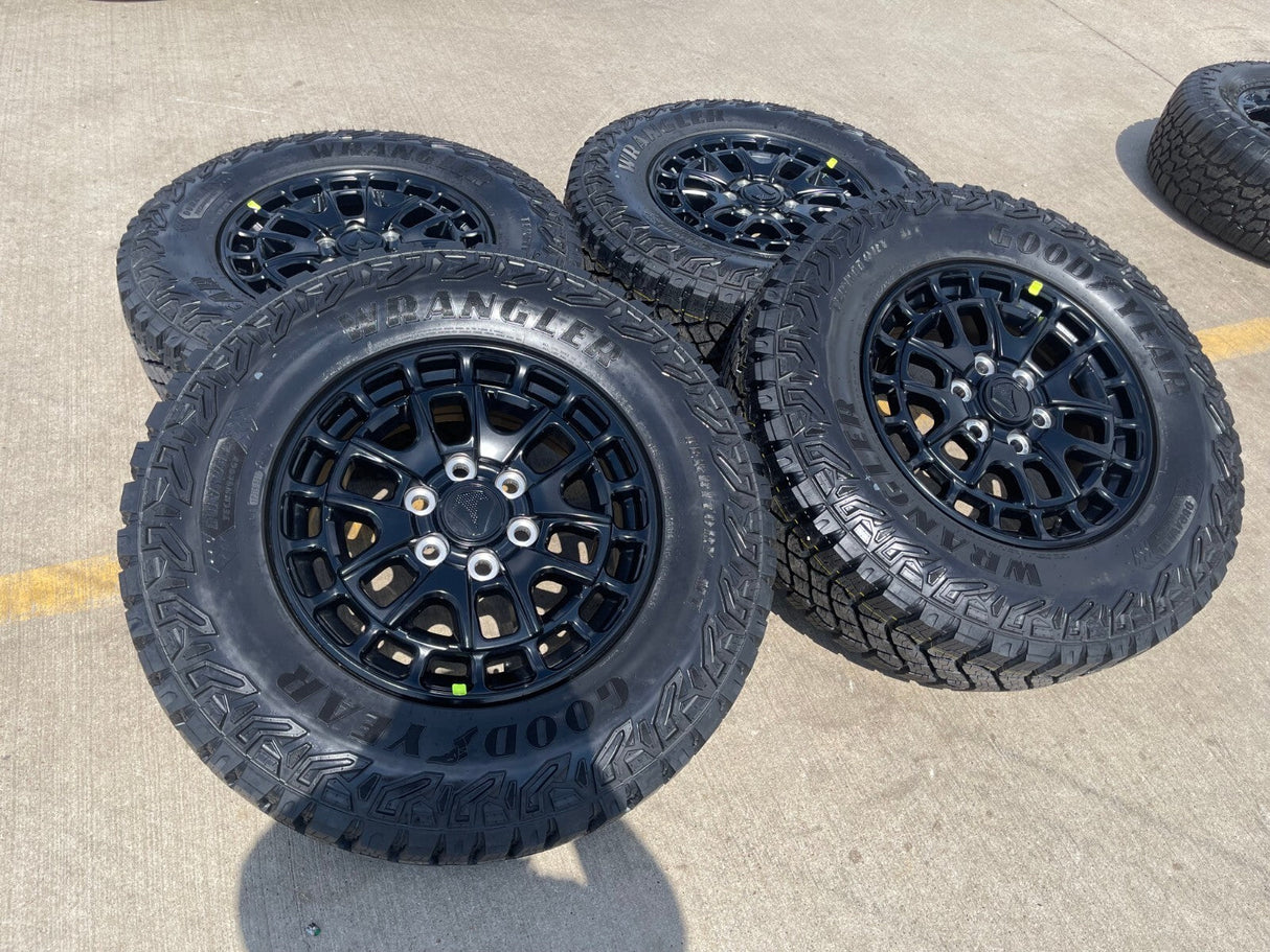 18" Toyota Tundra TSS T FORCE TRD OEM wheels rims Sequoia 2025 2026 2027 NEW Texas Truck Tire