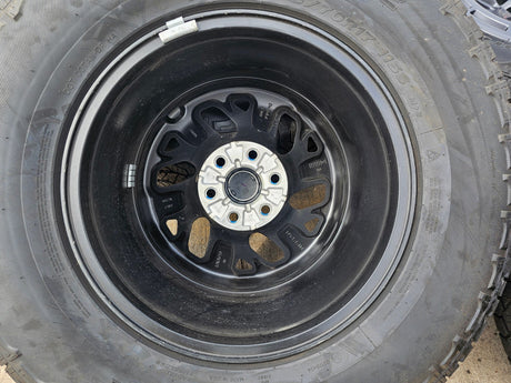17" Nissan Frontier X-PRO OEM Desert Runner wheels rims tires 2024 2025 2026 NEW Texas Truck Tire