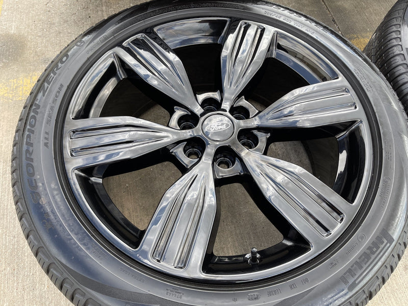 22" Ford F-150 LIMITED OEM rims wheels 10442 Expedition PIRELLI NEW Texas Truck Tire