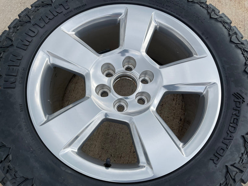 20" Chevy Silverado 1500 Tahoe Suburban OEM wheel rim 5652 tire spare Texas Truck Tire