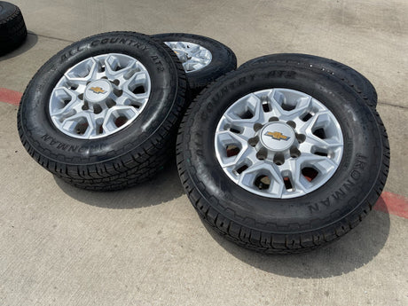 18" Chevy Silverado 2500 3500 OEM 5959 wheels rims 2021 2022 2023 2024 2025 Texas Truck Tire