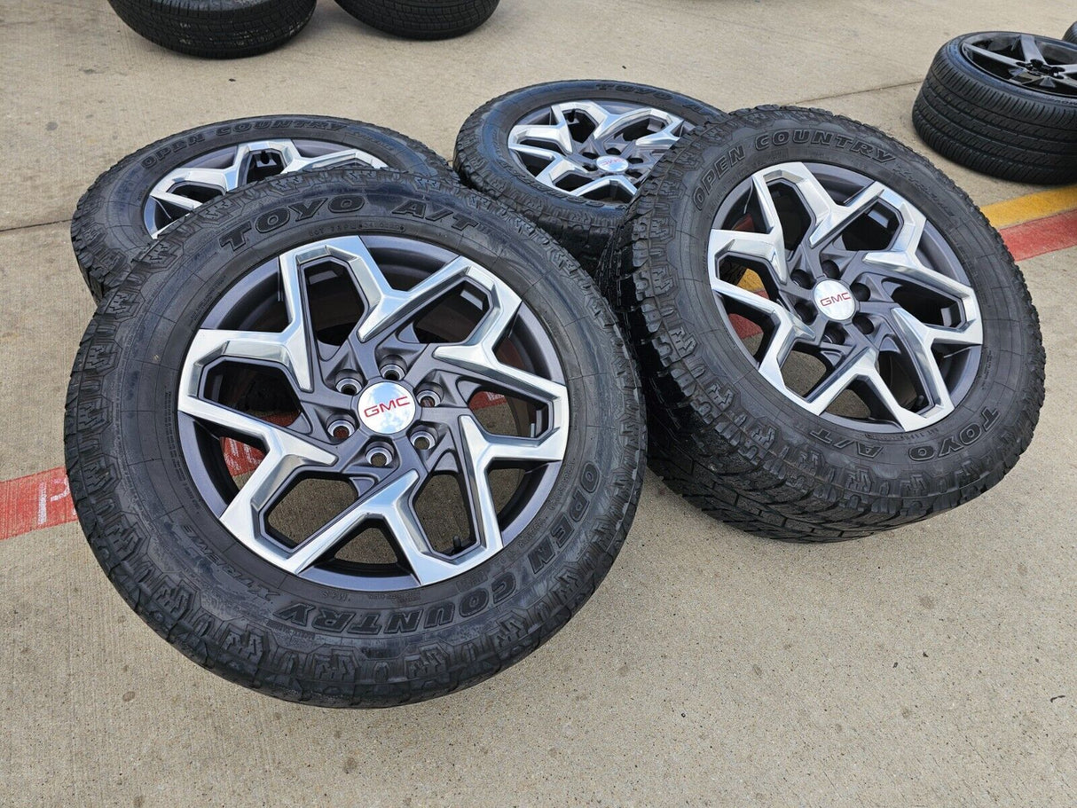 20" GMC Sierra Yukon AT4 Tahoe Silverado OEM wheels rims 95369 TOYO A/T2 Texas Truck Tire