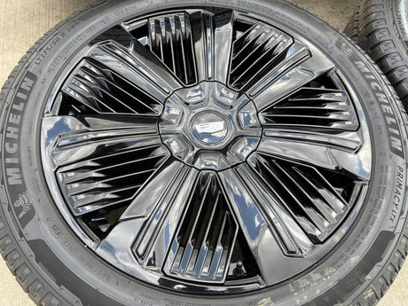 24" Cadillac Escalade IQ DEEP SPACE EV OEM wheels rims Hummer 2500 2025 2026 NEW Texas Truck Tire