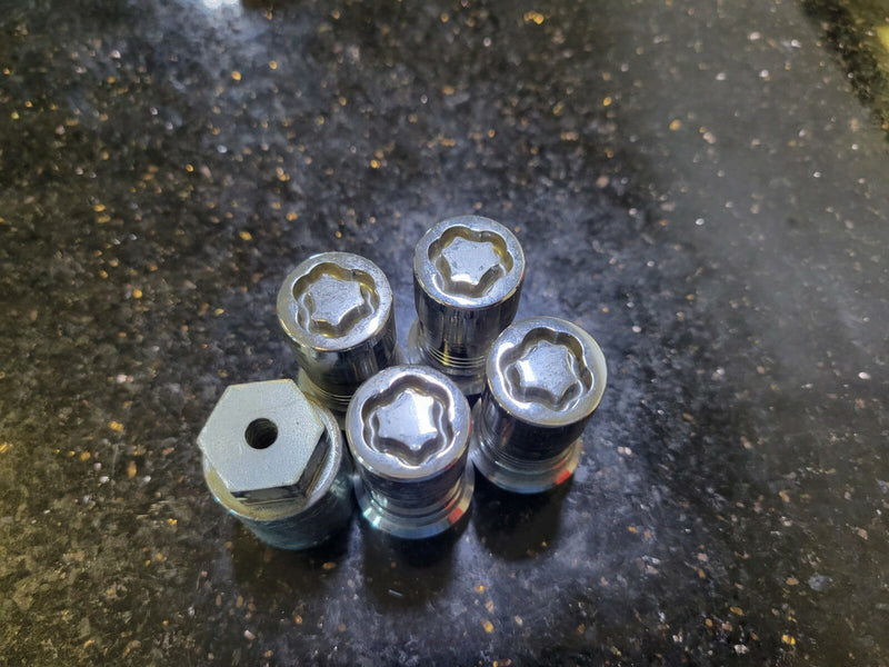 (4) 14x1.5 OEM Ford lug nut locks nuts polished key F-150 Expedition Bronco Texas Truck Tire