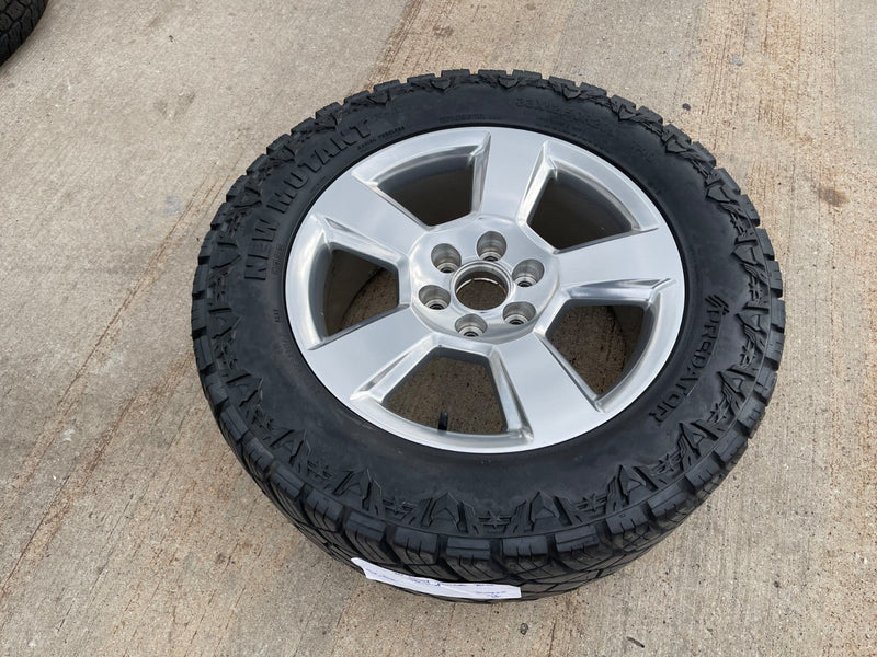 20" Chevy Silverado 1500 Tahoe Suburban OEM wheel rim 5652 tire spare Texas Truck Tire