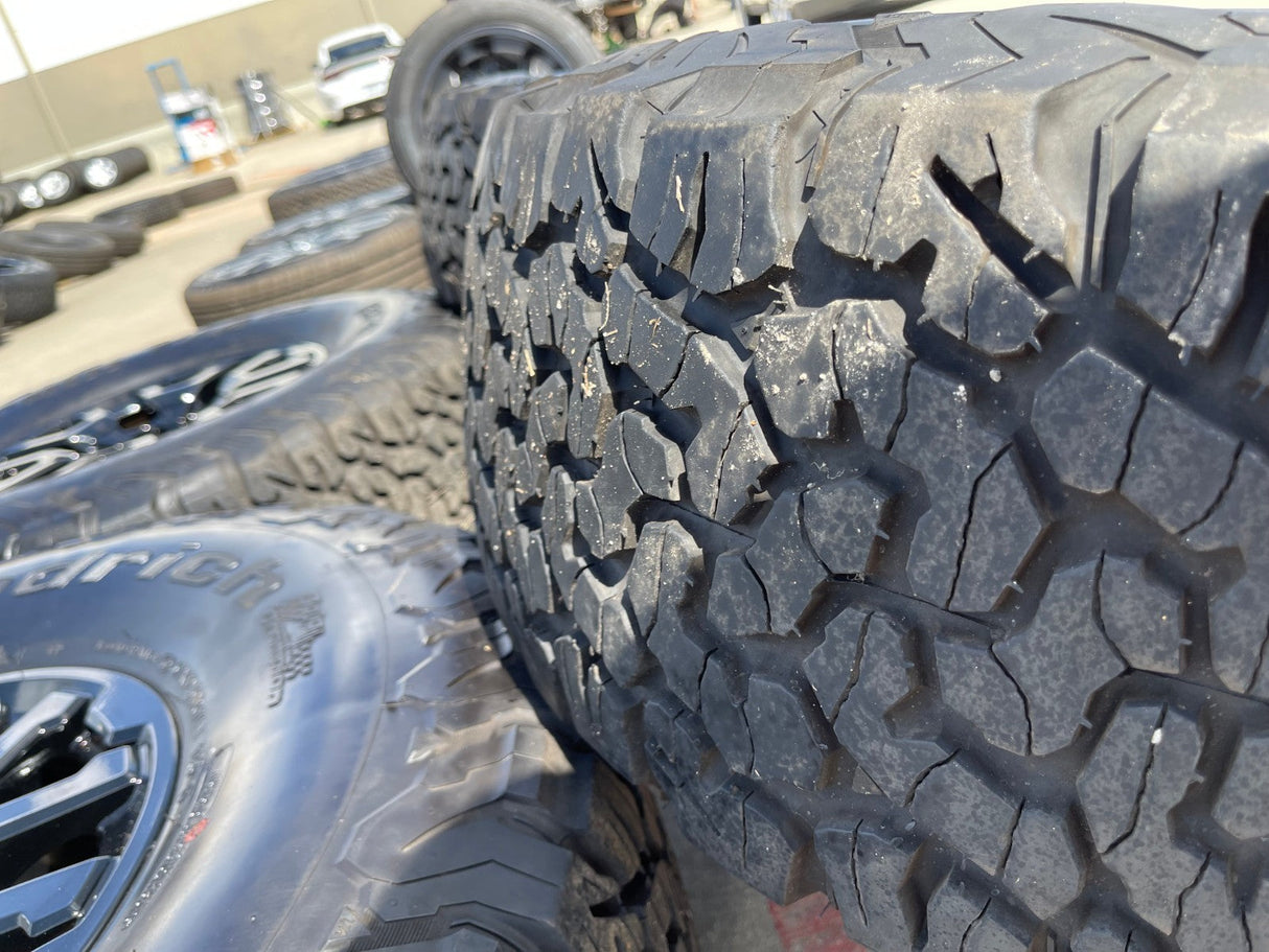 17" Ford F-150 Raptor Bronco OEM rims wheels 10461 tires 37" BFG Texas Truck Tire