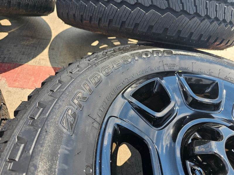 20" Ford F-250 F-350 OEM Lariat Platinum wheels rims 10486 tires 2025 2026 NEW Texas Truck Tire