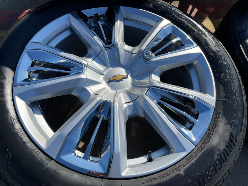 22" Chevy Tahoe RST Premier OEM wheels rims 14046 96951 Silverado Suburban Texas Truck Tire