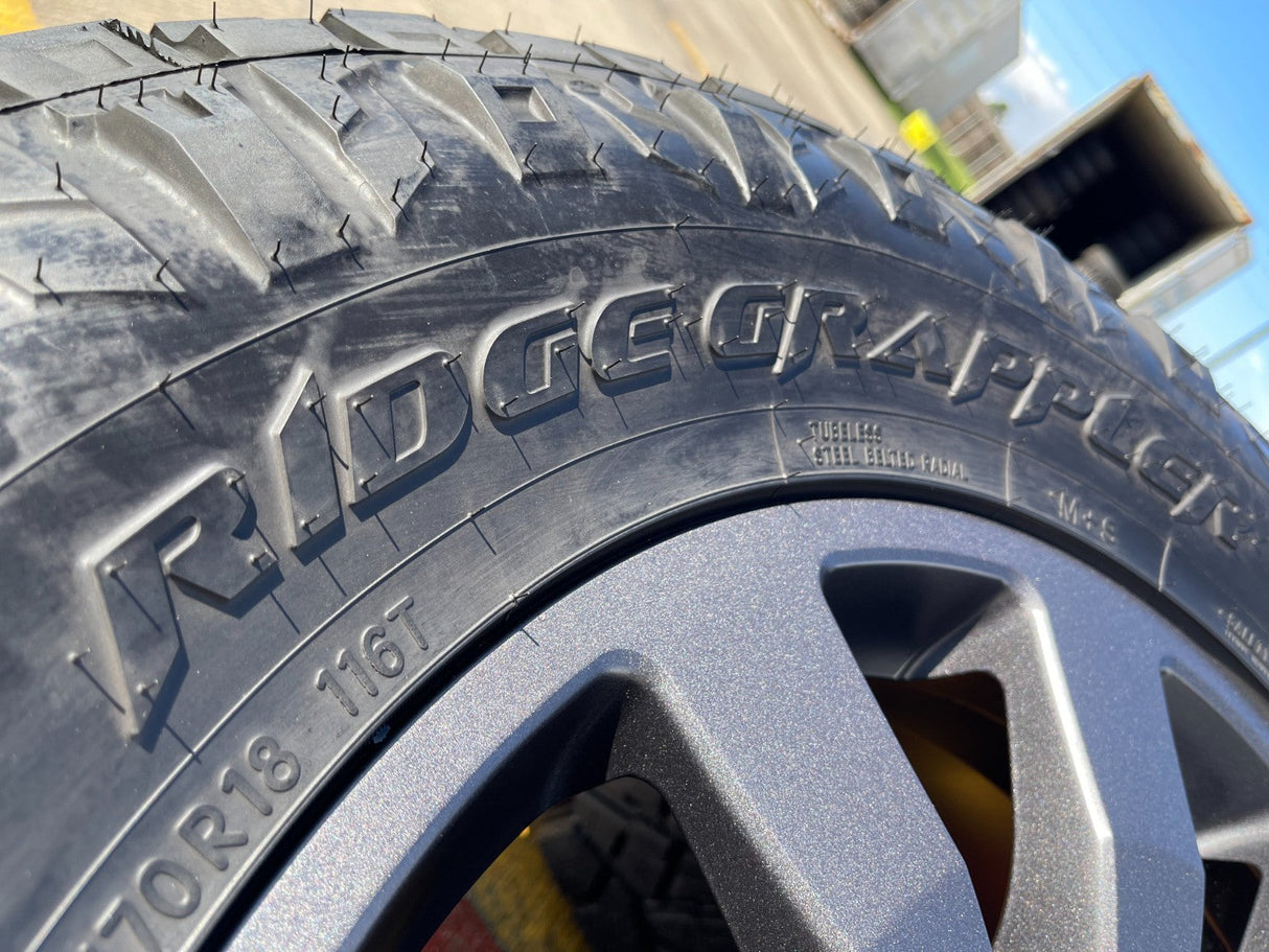 18" Toyota Land Cruiser OEM wheels rims 95952 75304 Tundra Sequoia NEW NITRO Texas Truck Tire