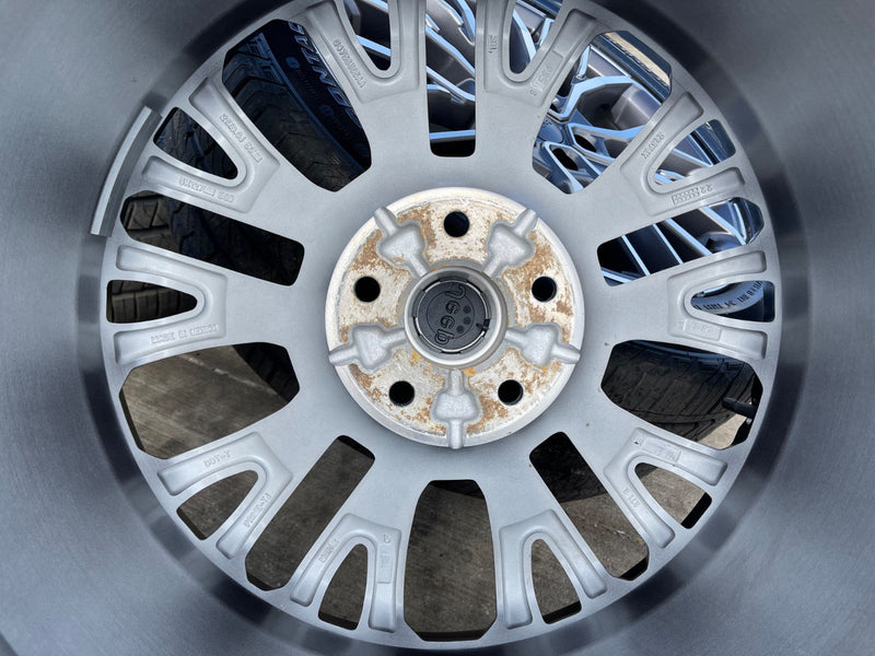 21" Jeep Grand Cherokee L OEM wheels rims 9290 Durango CONTINENTAL NEW Texas Truck Tire