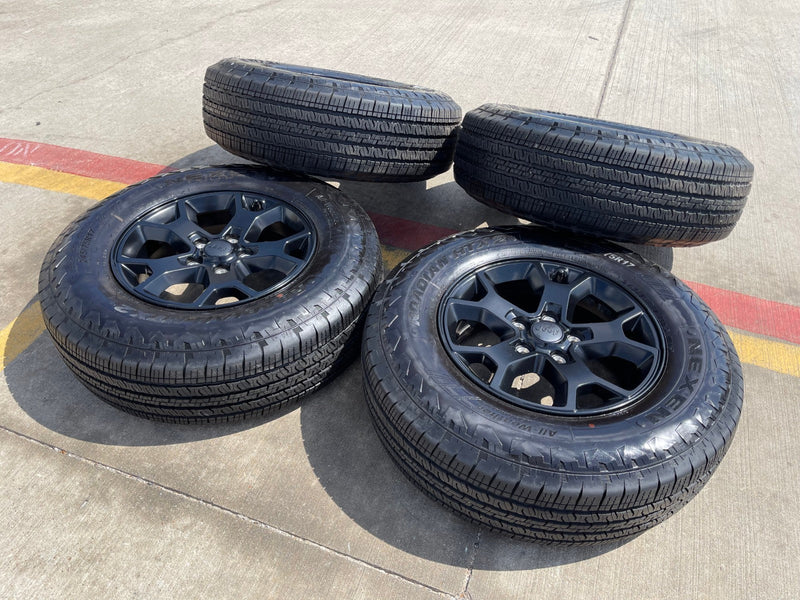 (4) 17" Jeep Wrangler Rubicon OEM 9218 wheels rims black Gladiator NEXEN NEW Texas Truck Tire