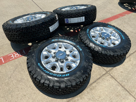 18" Chevy Silverado Trail Boss 2500 3500 OEM 5959 wheels rims NEW BFG KO3 A/T Texas Truck Tire