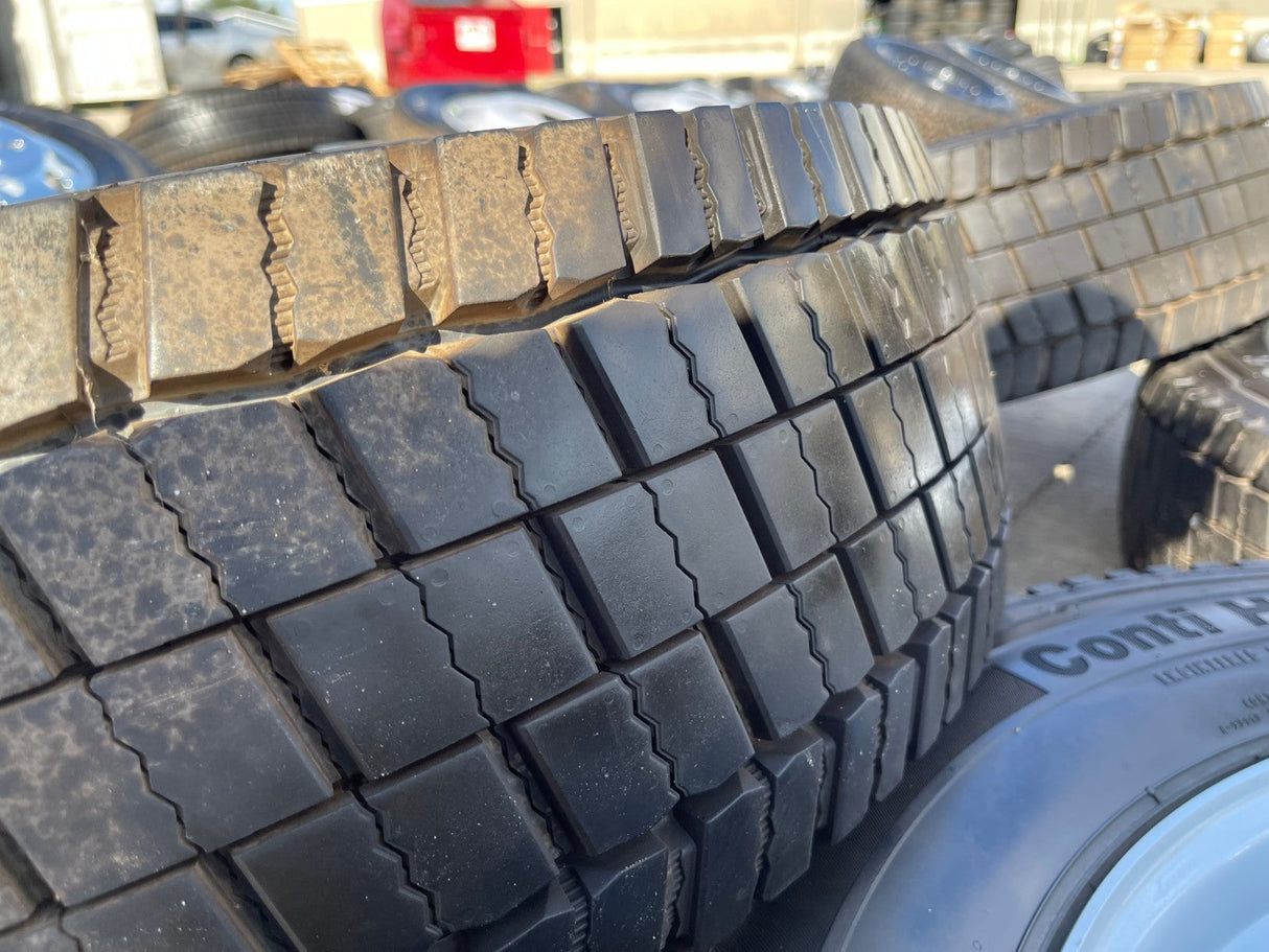 19.5" Ford F-450 Dually F-550 rims wheels RAM 4500 OEM 10x225 2024 2025 2026 Texas Truck Tire