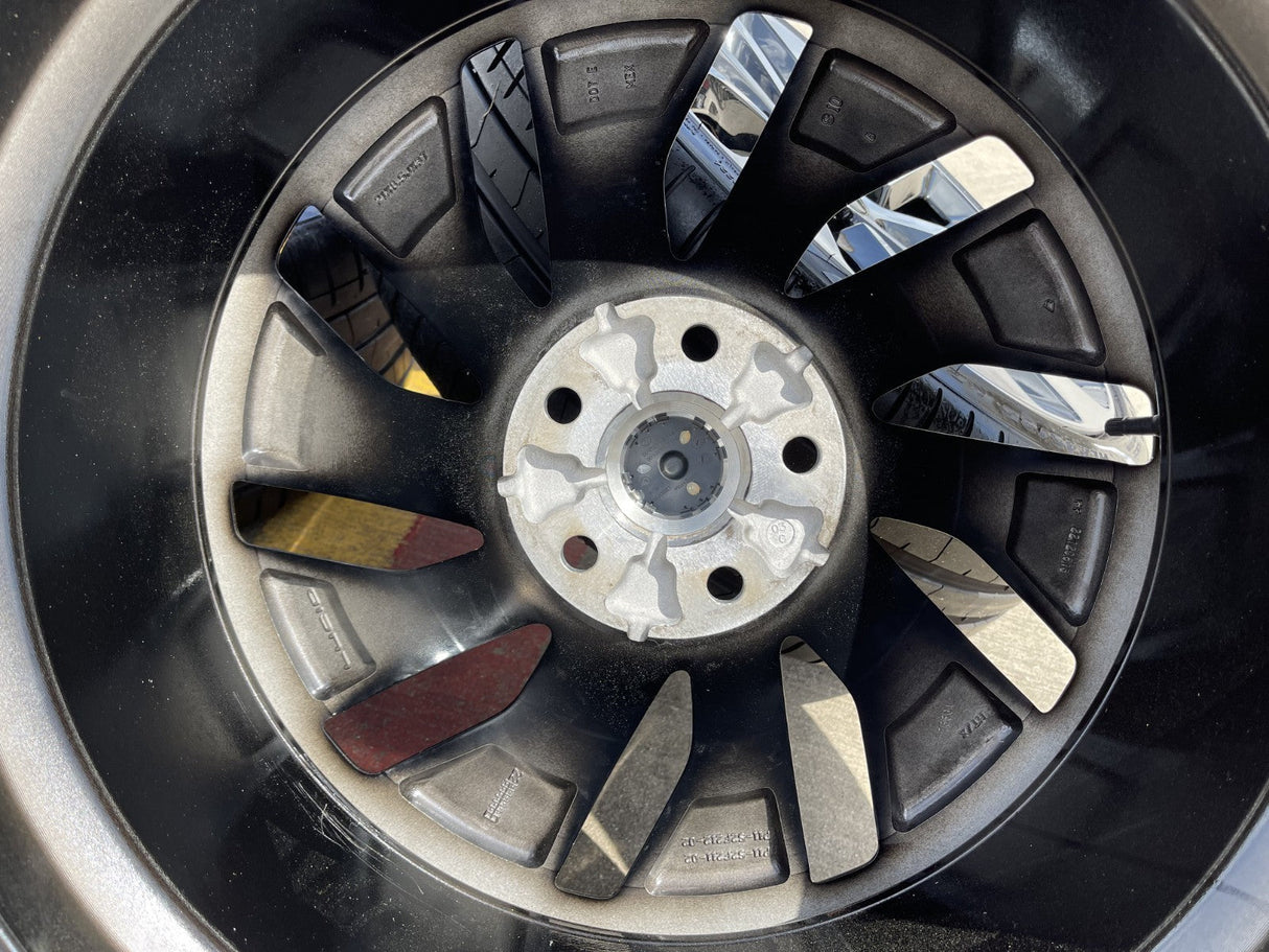 21" Lucid Air Grand Touring OEM 95542 95543 wheels rims black tires DISCOUNTED Texas Truck Tire