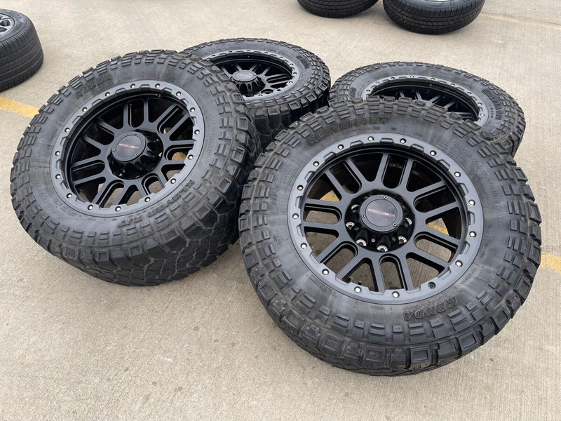 20" Ford F-250 F-350 ROUSH OEM rims wheels tires 35" Texas Truck Tire