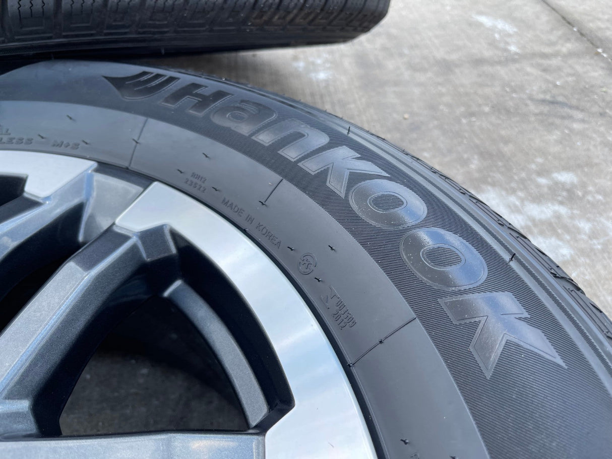 18" Toyota Tacoma 4Runner LIMITED OEM 10641 wheels rims 2024 2025 2026 NEW Texas Truck Tire