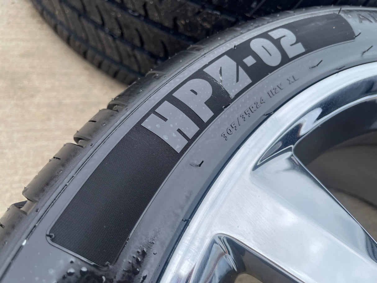 24" Chevy Silverado GMC OEM Replica Yukon Tahoe 5821 5620 wheels rims CHROME Texas Truck Tire