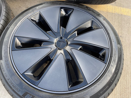 18" Tesla Model 3 OEM Photon 95910 wheels rims 2024 2025 2026 2027 NEW MICHELIN Texas Truck Tire