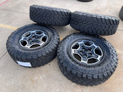 17" Jeep Wrangler RUBICON OEM wheels rims tires 9259 black TOYO 33" Texas Truck Tire