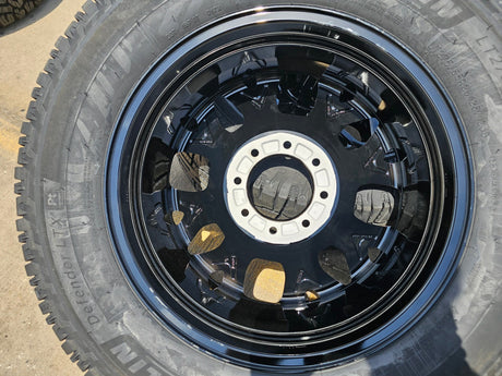 20" Ford F-250 F-350 OEM Lariat wheels rims 10292 tires MICHELIN NEW Texas Truck Tire