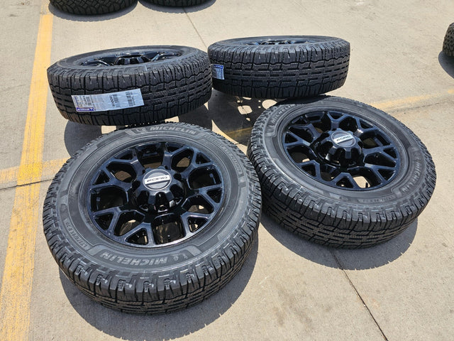 20" Ford F-250 F-350 OEM Lariat wheels rims 10292 tires MICHELIN NEW Texas Truck Tire