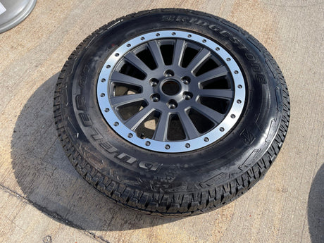 (1) 18" INEOS Grenadier OEM wheel rim beadlock 2023 2024 2025 2026 NEW A/T Texas Truck Tire