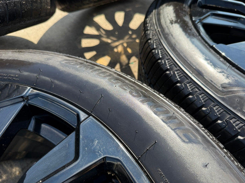 22" GMC Yukon Sierra DENALI OEM wheels rims 14025 97000 tires Texas Truck Tire