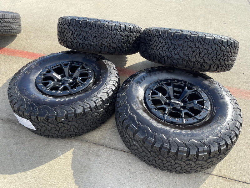 17" Ford F-150 Raptor R OEM BEADLOCK 10460 rims wheels 37" tires BFG Texas Truck Tire