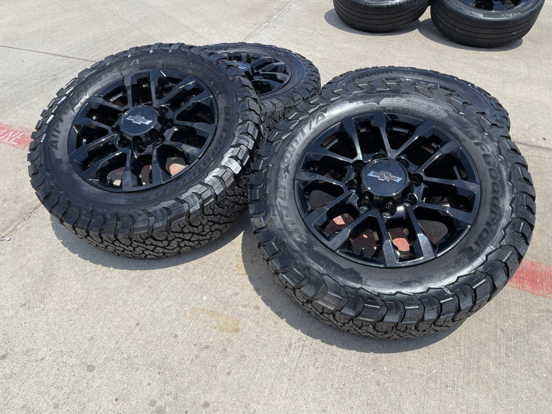20" Chevy Silverado Trail Boss GMC AT4 2500 OEM 94030 wheels rims NEW BFG KO3 Texas Truck Tire