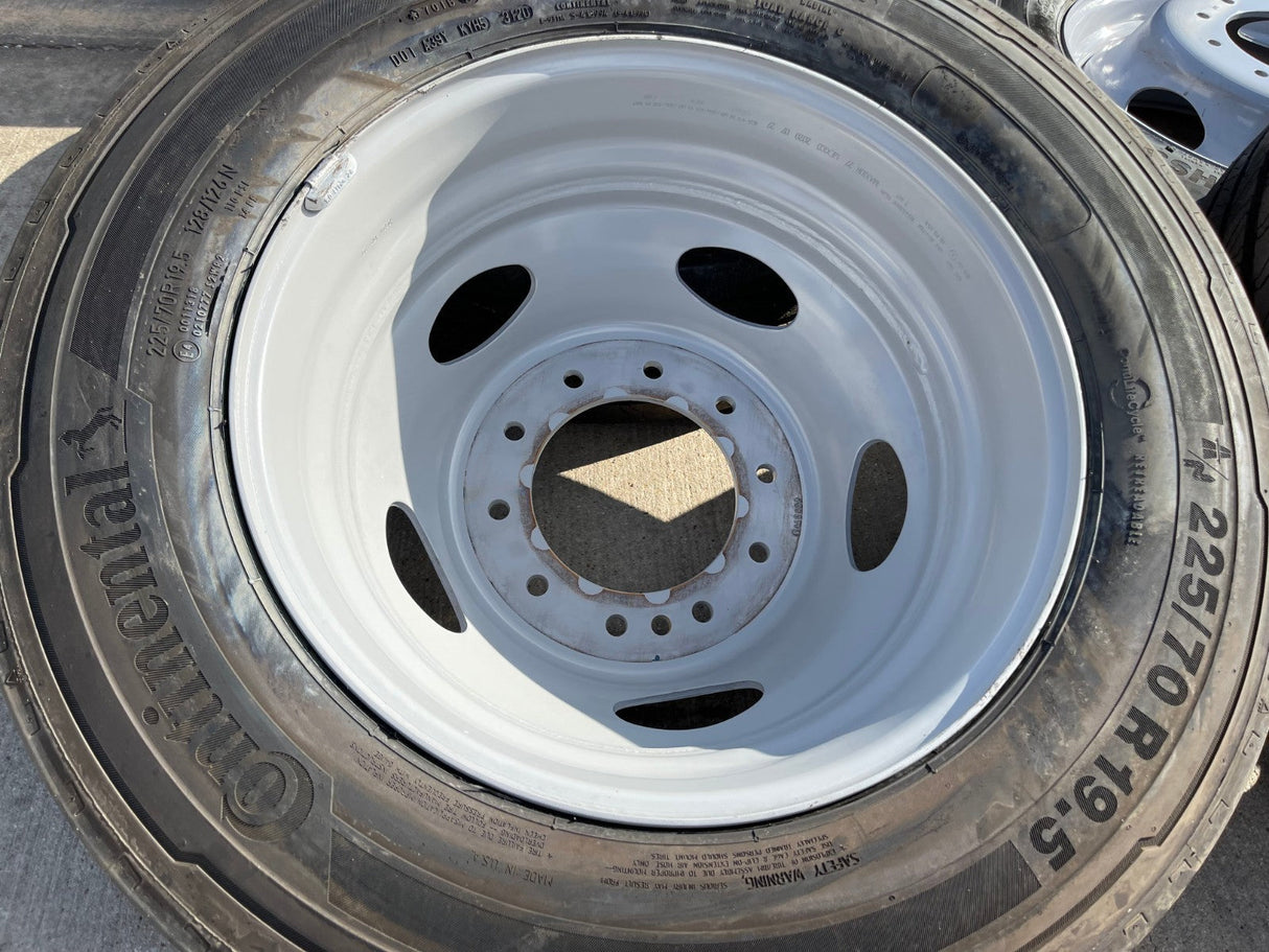 19.5" Ford F-450 Dually F-550 rims wheels RAM 4500 OEM 10x225 CONTINENTAL NEW Texas Truck Tire