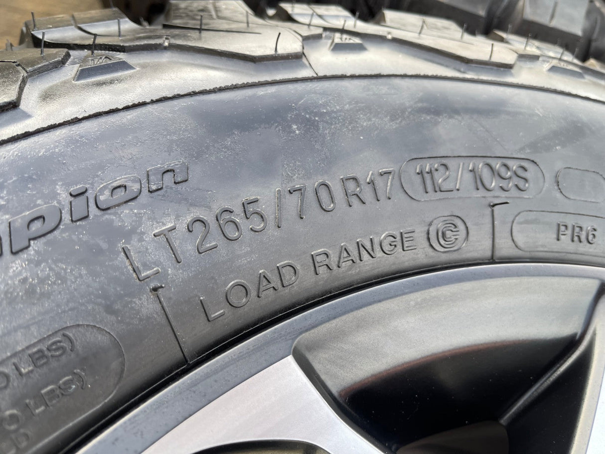 17" Jeep Wrangler Rubicon OEM wheels rims Gladiator 96832 9282 BFG KO2 A/T NEW Texas Truck Tire