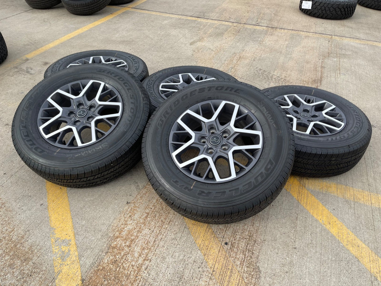 18" Jeep Wrangler Grand Cherokee Gladiator OEM 9331 wheels rims 2025 2026 NEW Texas Truck Tire