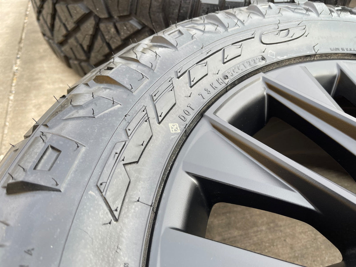 20" Toyota Land Cruiser Tundra OEM wheels rims 10545 Lexus GX550 LX600 NEW Texas Truck Tire