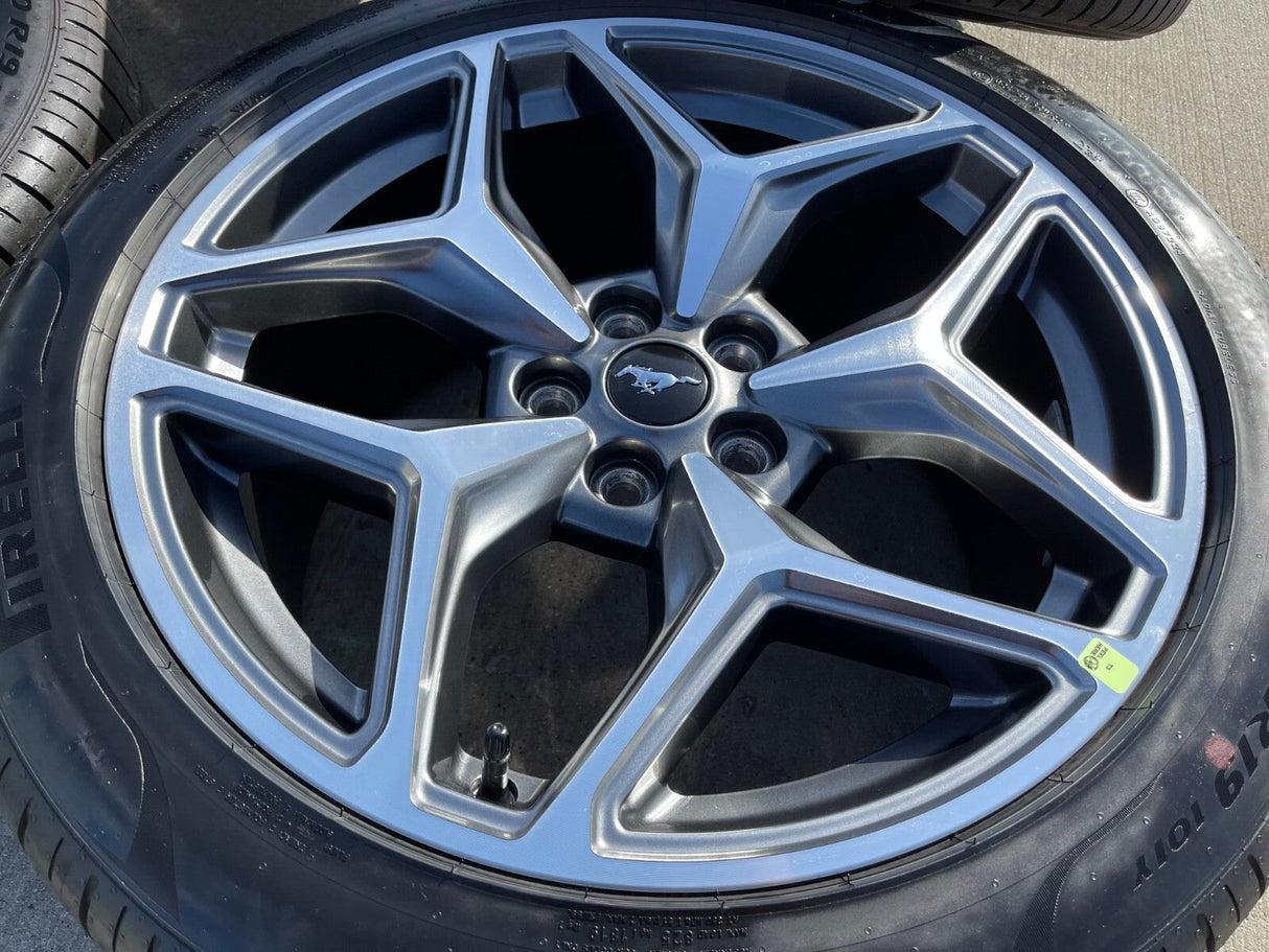 19" Ford Mustang GT Performance Track Pack OEM 10599 10602  wheels rims NEW Texas Truck Tire