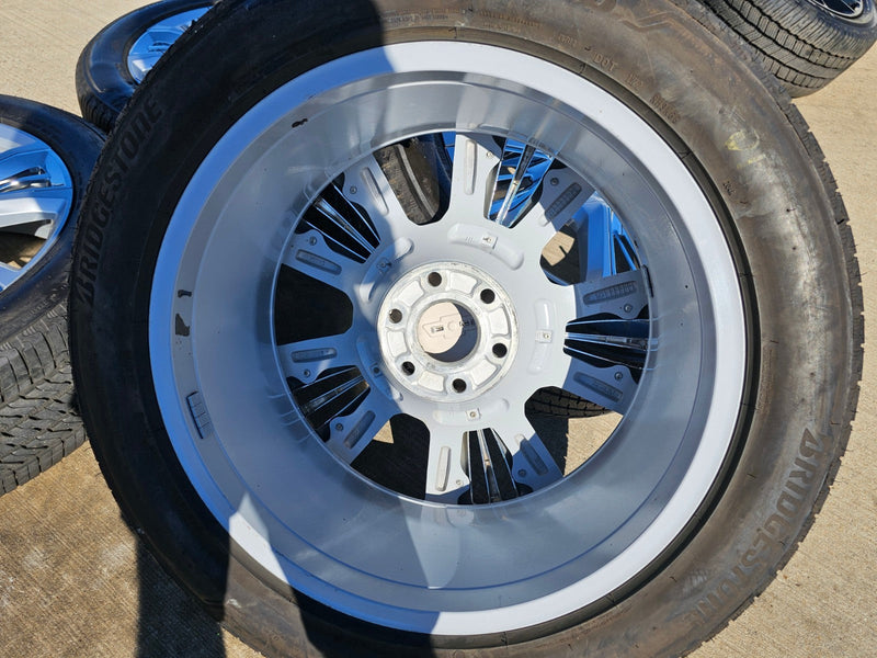 22" Chevy Tahoe RST Premier OEM wheels rims 14046 96951 Silverado Suburban Texas Truck Tire