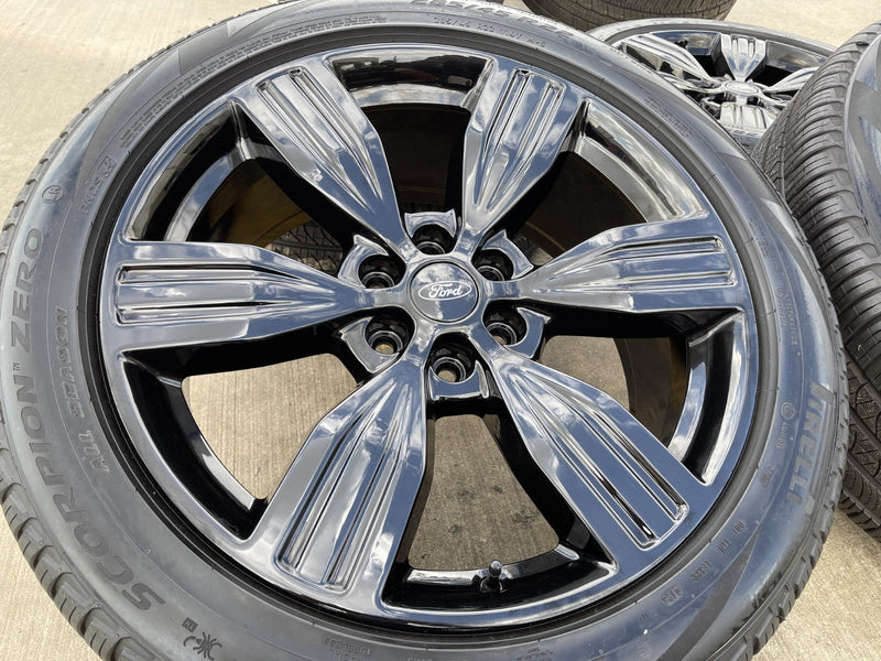 22" Ford F-150 LIMITED OEM rims wheels 10442 Expedition PIRELLI NEW Texas Truck Tire