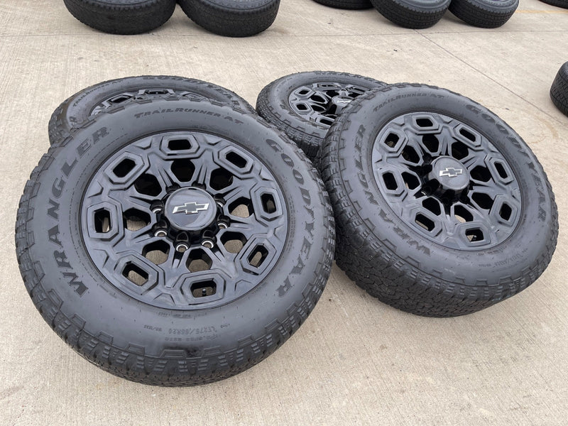 20" Chevy Silverado Trail Boss GMC AT4 2500 OEM 5946 wheels rims 2024 2025 2026 Texas Truck Tire
