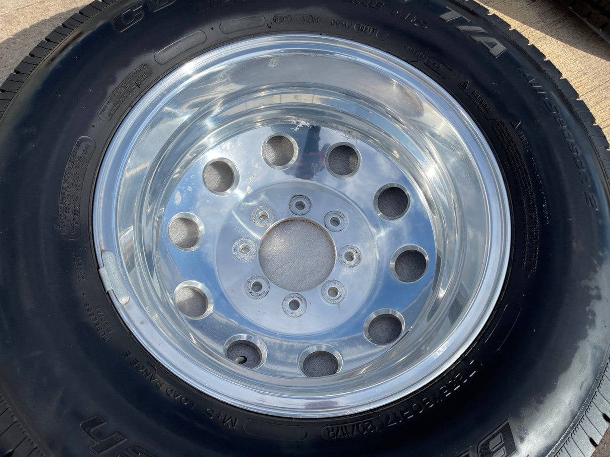 17" Dodge Ram 3500 DUALLY OEM wheel rim 2415 REAR ALCOA 2016 2017 2018 8x165 Texas Truck Tire