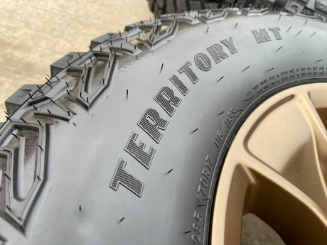 (4) 17" Jeep Wrangler Rubicon OEM 96226 wheels rims Gladiator NEW Texas Truck Tire