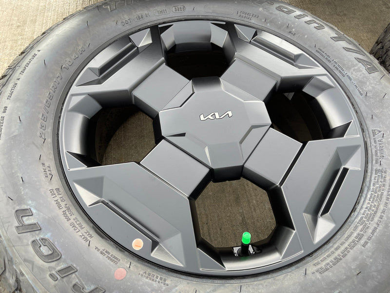 17" Kia Sorento X-PRO OEM wheels rims Telluride Sedona 2025 2026 NEW Texas Truck Tire