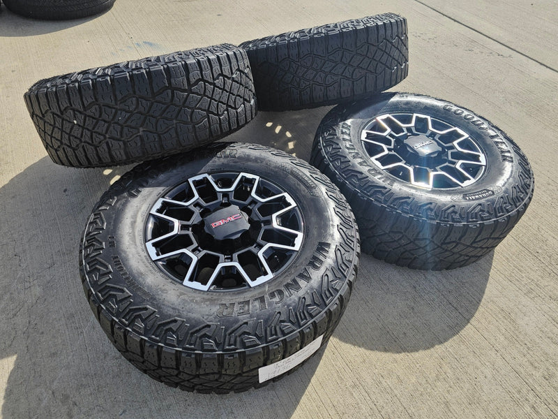 18" GMC Sierra AT4X Chevy Trail Boss 2500 OEM 14136 wheels rims GOODYEAR 35" Texas Truck Tire