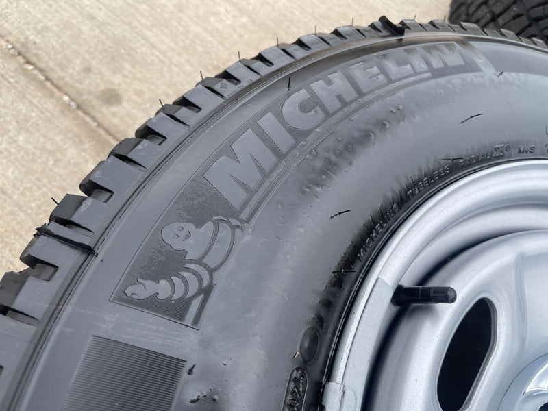 17" Ford F-250 F-350 OEM 3828 wheels rims tires MICHELIN LTX A/T2 NEW Texas Truck Tire