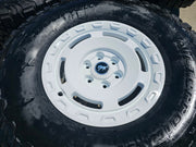 17" Ford Bronco HERITAGE SASQUATCH OEM 10463 wheels rims white 35" BFG NEW Texas Truck Tire
