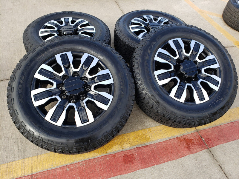 20" GMC Sierra DENALI ULTIMATE 2500 3500 OEM wheels rims 5958 14138 Chevy tires Texas Truck Tire
