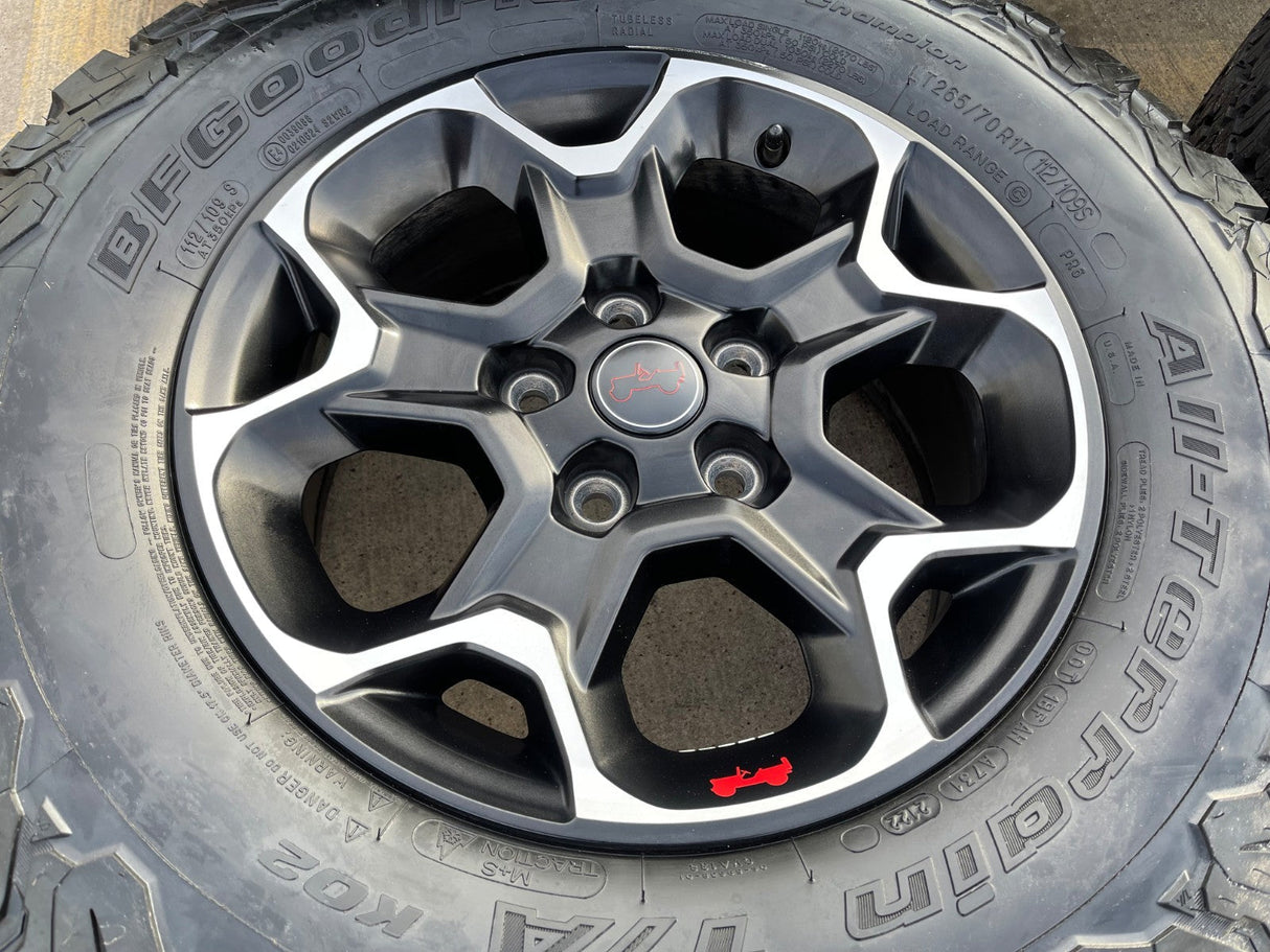 17" Jeep Wrangler Rubicon OEM wheels rims Gladiator 96832 9282 BFG KO2 A/T NEW Texas Truck Tire
