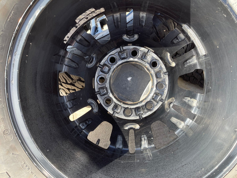 20" GMC Sierra Chevy 2500 OEM 5957 BLACK DIAMOND wheels rims tires BFG 37" Texas Truck Tire