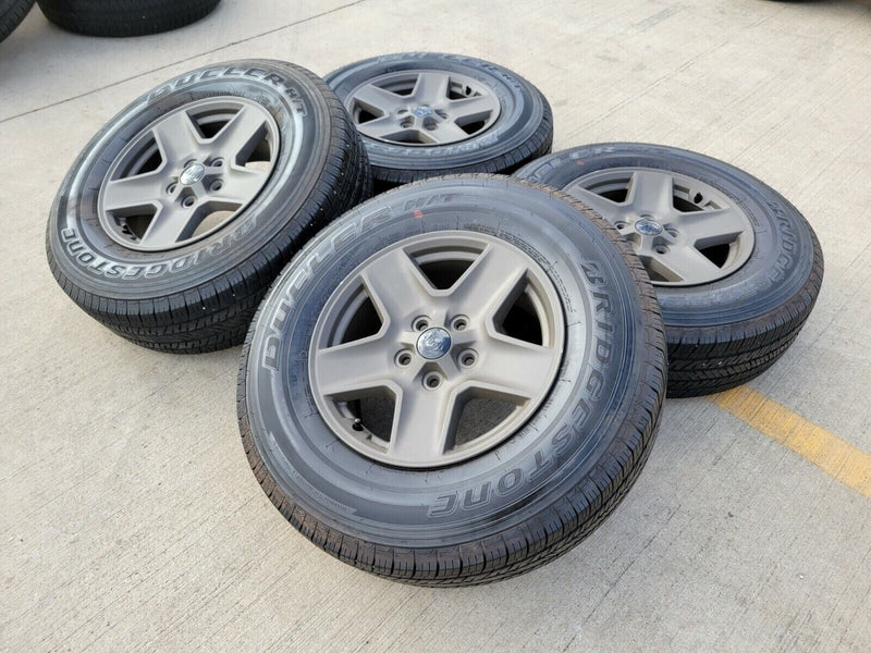 17" Jeep Gladiator MILITARY EDITION OEM wheels rims 9235 Wrangler tires Texas Truck Tire